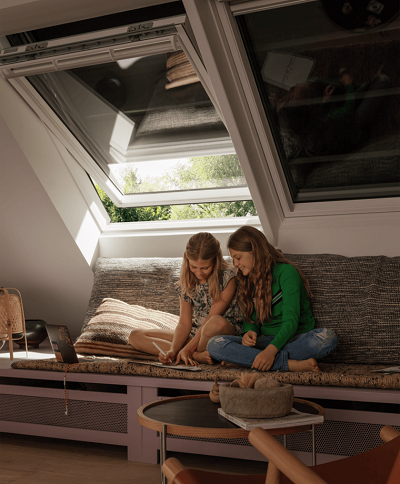 Markiza zewnętrzna do okna dachowego Velux SSS CK02 0000S 55x78 solarna