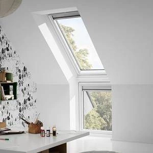 Okno dachowe kolankowe VELUX VIU PK31 0066 94x60 3-szybowe drewniano-poliuretanowe