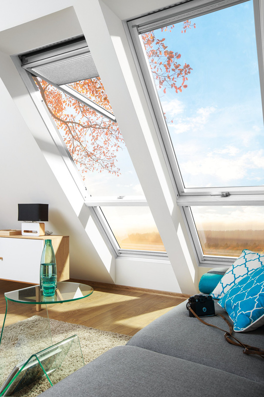 Okno dachowe Fakro FPU-V MAX U4 RAL 7022 94x160 3-szybowe drewniano-poliuretanowe