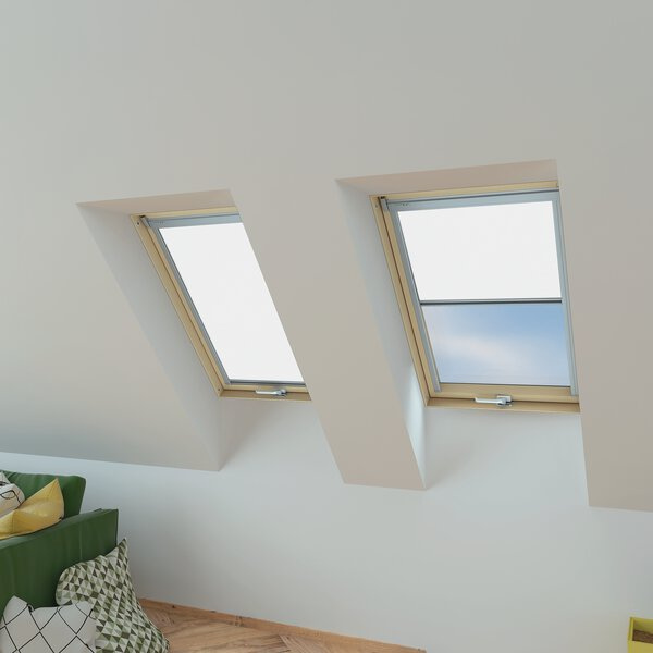 Roleta wewnętrzna do okna dachowego Fakro ARP WIFI/001 55x78 rozpraszająca elektryczna