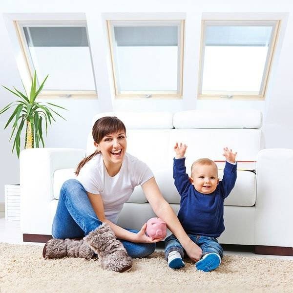 Zestaw okno dachowe FAKRO FTP-V U4 66x118 3-szybowe + kołnierz EHV-AT  falisty