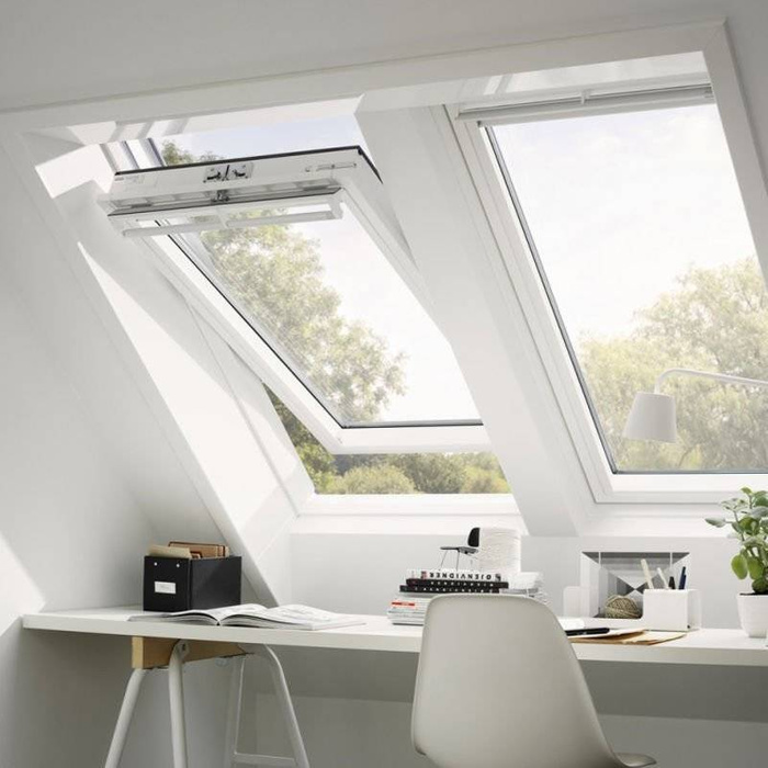 Okno dachowe VELUX GGU CK04 0070 55x98 2-szybowe drewniano-poliuretanowe - wyprzedaż