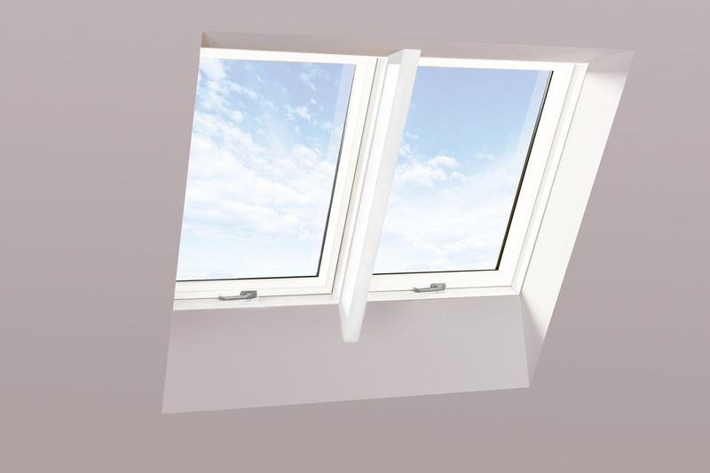 Listwa pionowa FAKRO XRU 18 W27 0U0X