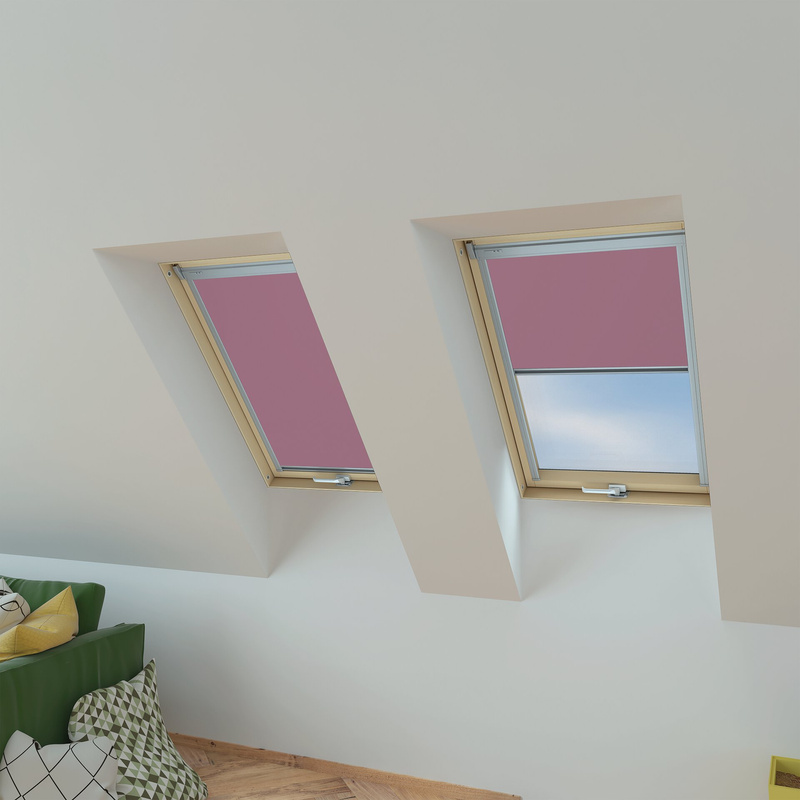 Roleta wewnętrzna do okna dachowego Fakro ARP Z-W/250 55x78 rozpraszająca elektryczna