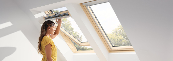 Okno dachowe Velux GLL MK08 1561 78x140 3-szybowe drewniane czarne