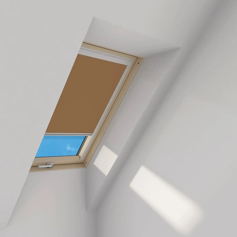 Roleta wewnętrzna do okna dachowego Fakro ARP Z-W/242 78x118 rozpraszająca elektryczna