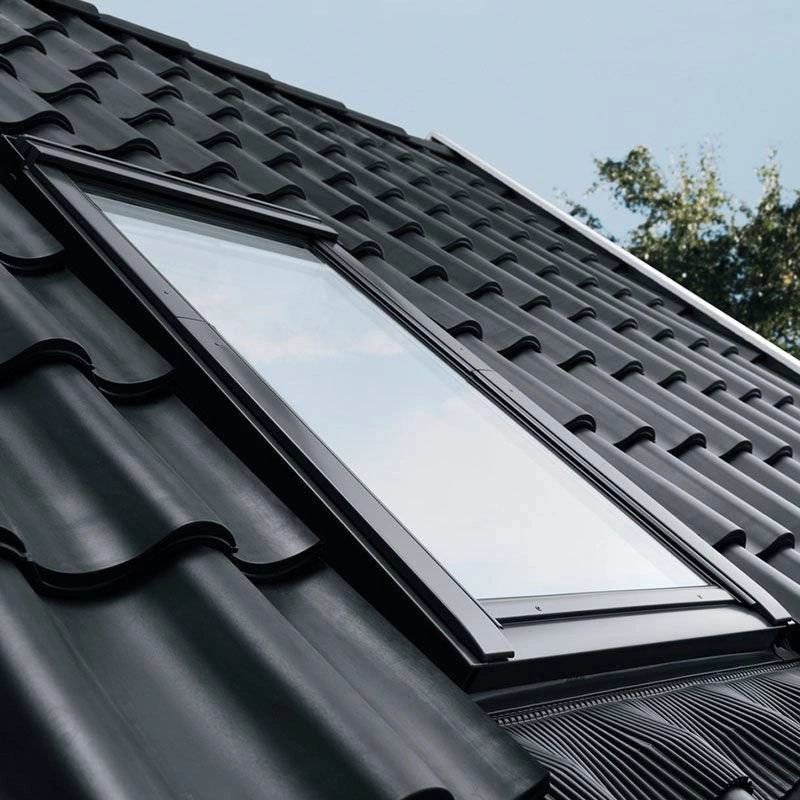 Zestaw okno dachowe VELUX GLU MK08 0061 3-szybowe + kołnierz EDW 0000 falisty 78x140