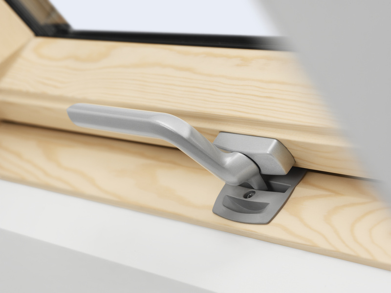 Okno dachowe Velux GLL FK06 1061B RAL 7043 66x118 3-szybowe drewniane