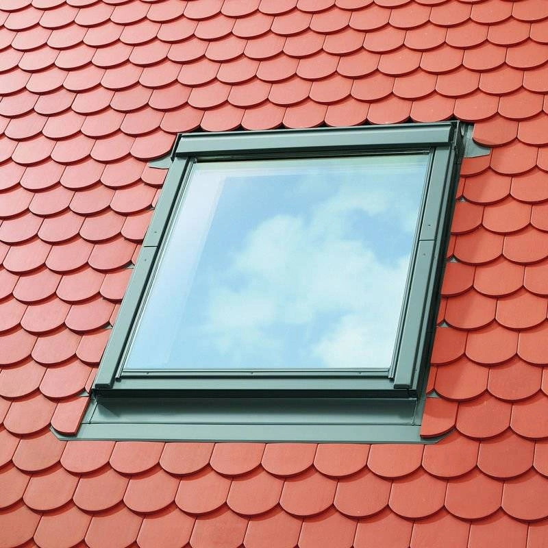 Kołnierz z BDX do okna dachowego Velux EDB CK04 2000 RAL 7043 55x98 do karpiówki