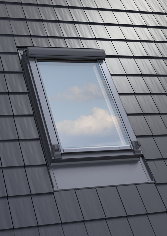 Markiza FAKRO AMZ KOMFORT 090 RAL 7022 114x180