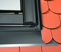 Kołnierz do okna dachowego ROTO Designo EDL 114x140 Rx200 do pokryć łuskowych