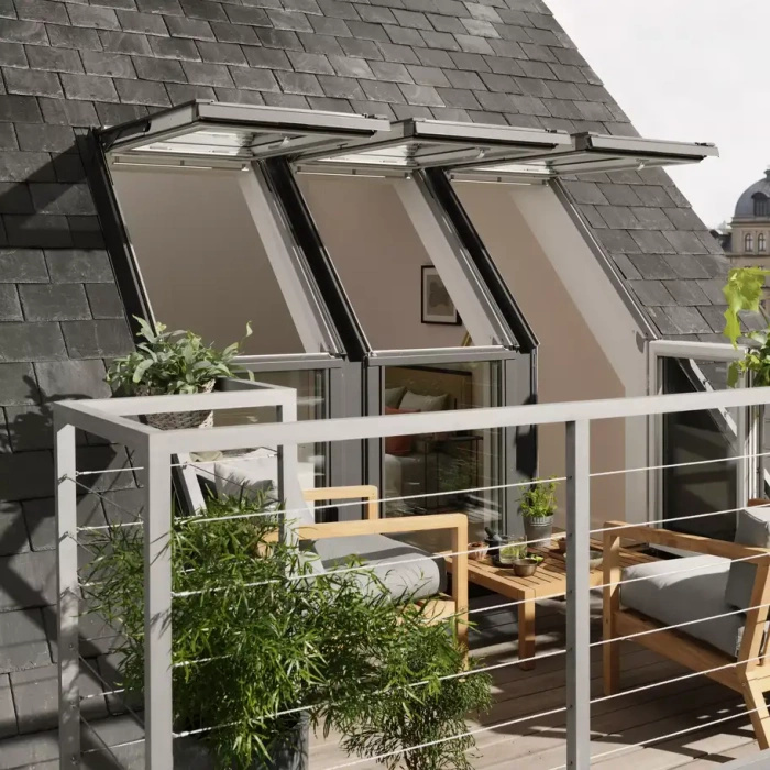Balkon dachowy Velux GEL M08 3065 3-szybowy drewniany góra
