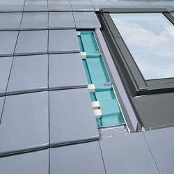 Kołnierz do okna dachowego Fakro EZV-FT RAL 7016 78x140 do pokryć płaskich